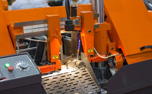 安源龙门带锯床具备哪些优点？